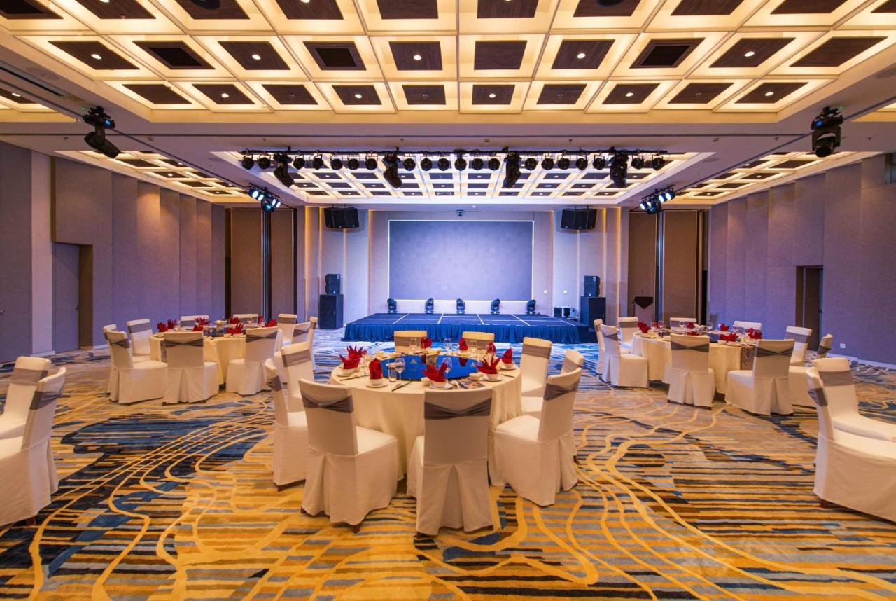 Hotel Soleil Ha Long, Trademark Collection By Wyndham Dış mekan fotoğraf