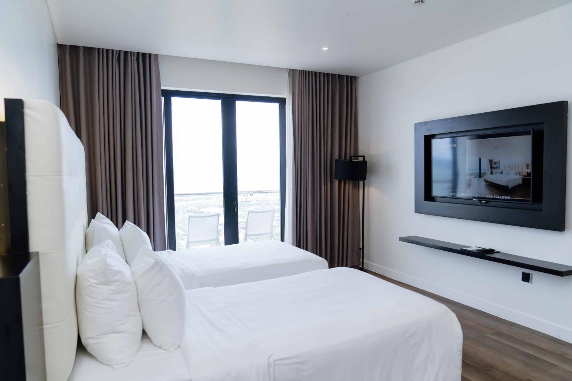 Hotel Soleil Ha Long, Trademark Collection By Wyndham Dış mekan fotoğraf