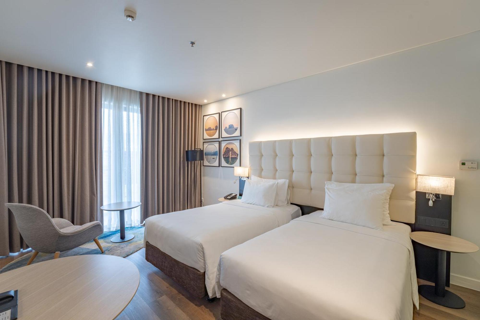 Hotel Soleil Ha Long, Trademark Collection By Wyndham Dış mekan fotoğraf